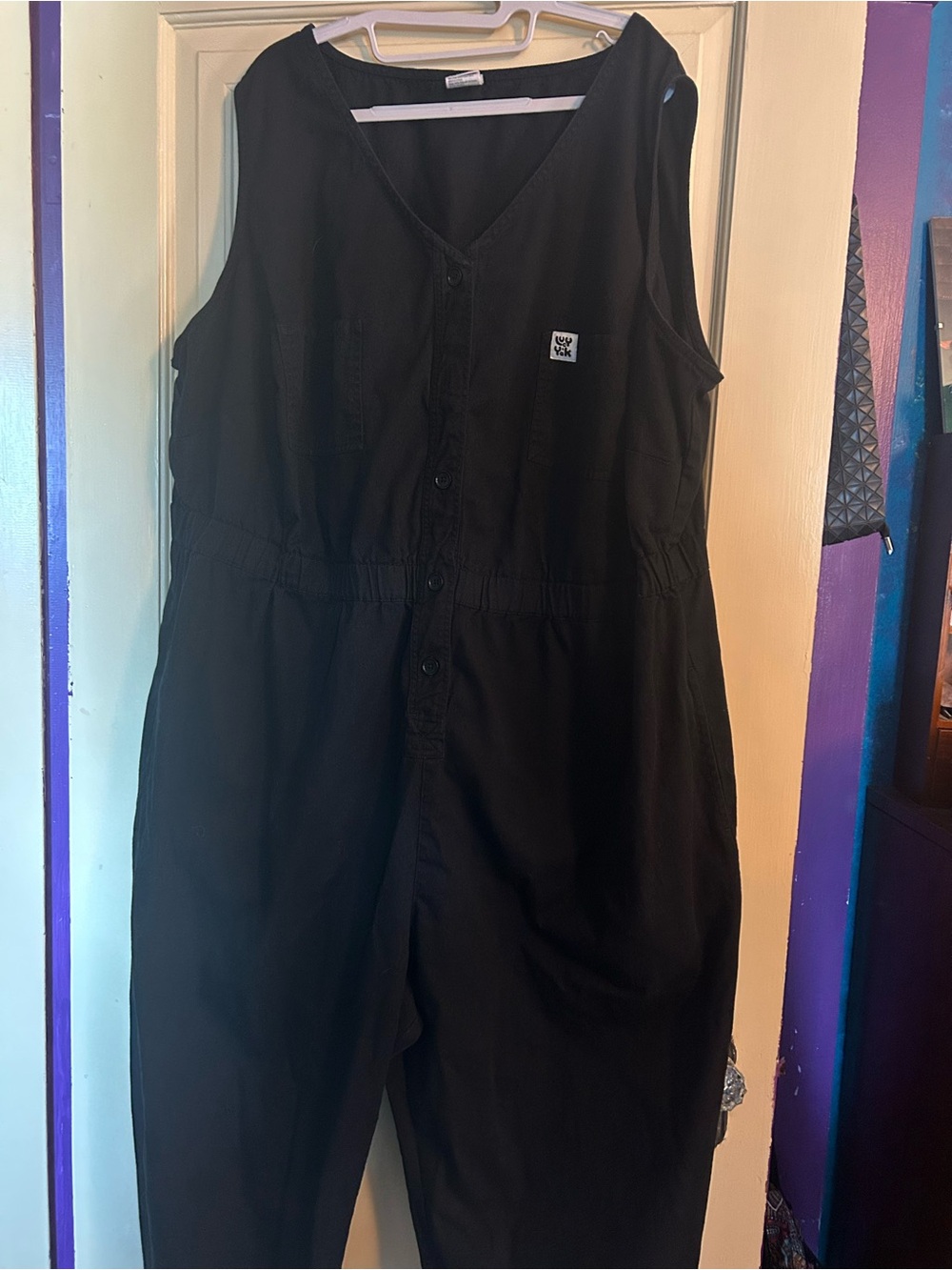 Lucy & Yak Juni V Neck Boilersuit Black Organic
Cotton Sleeveless Jumpsuit 32uk